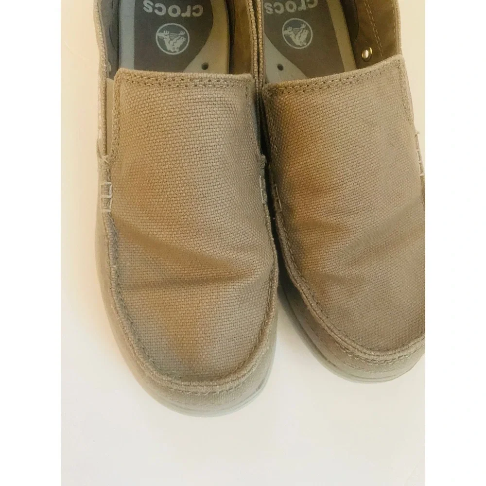 Crocs Santa Cruz Mens Canvas Slip On Loafers Khaki Tan Boat Shoes Casual‎ Sz 8